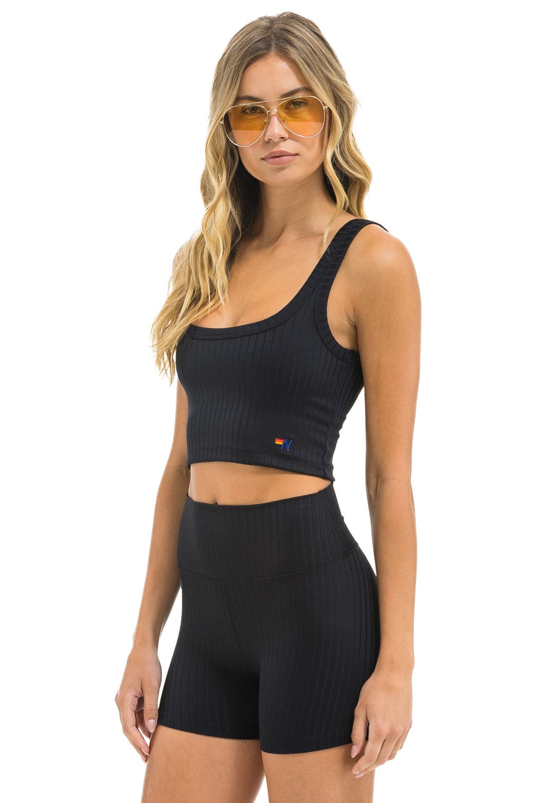 WIDE RIB WOMEN'S SCOOP BACK SPORTS TANK - BLACK - Image 2