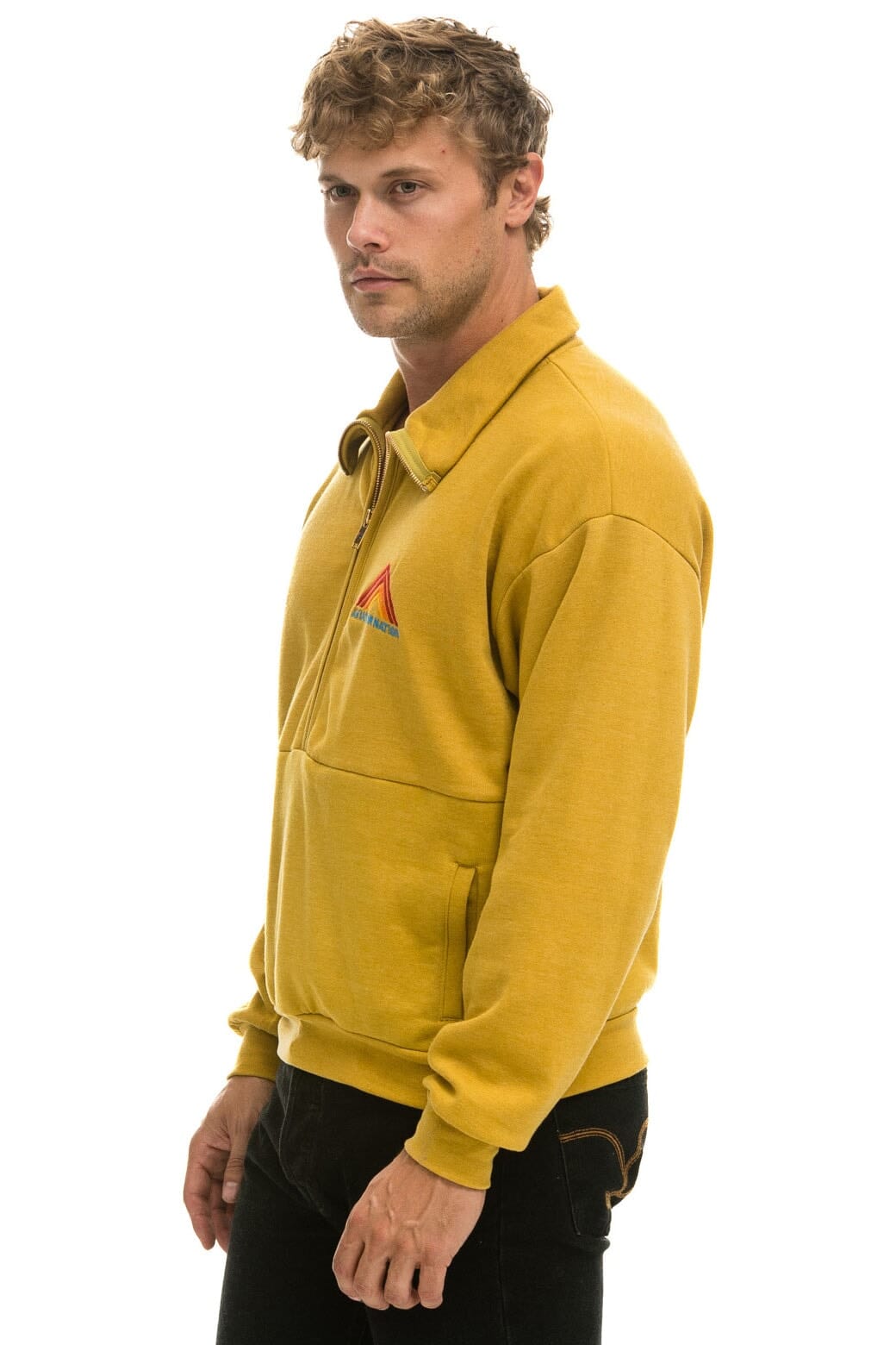 MOUNTAIN EMBROIDERY HALF ZIP SWEATSHIRT - KHAKI - Image 4